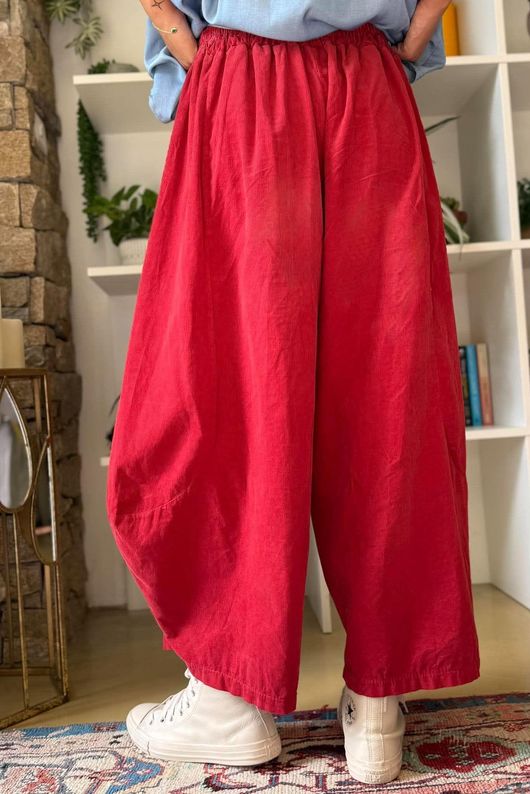 Bateau Needlecord 7/8 Barrel Culotte Pant Morello
